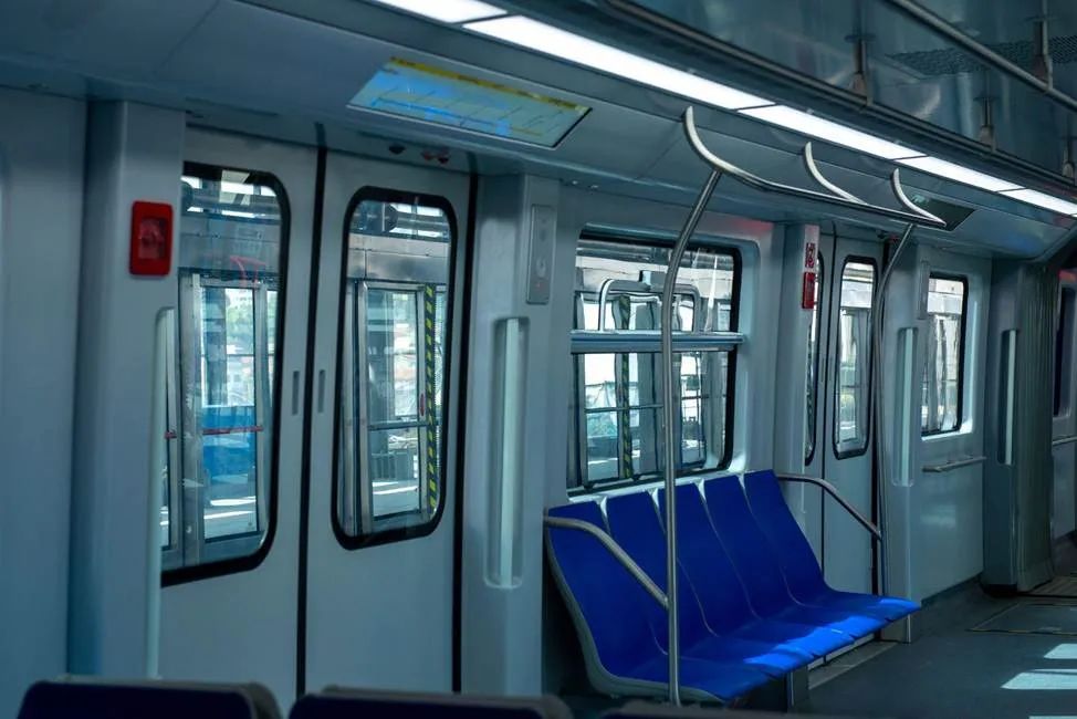 比亚迪云轨落地圣保罗!圣保罗地铁17号线州长首次试乘!(图3) unnamed-37.jpg