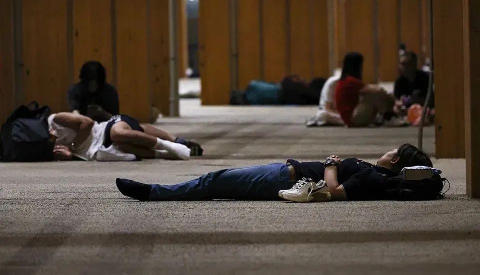 大阪地铁致歉:中央线停运或因供电轨道短路(图2) 640 (5).jpg