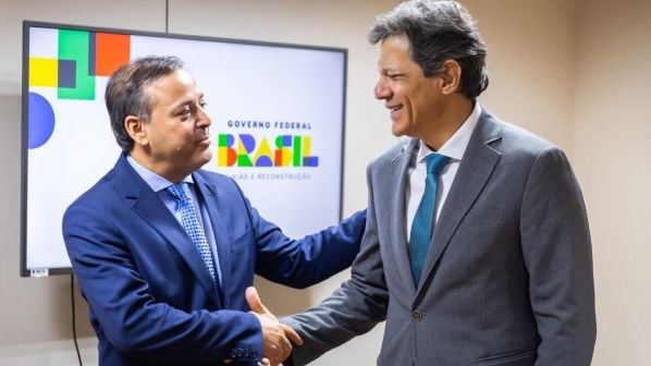 Rodrigo-Neves-and-Fernando-Haddad.jpg