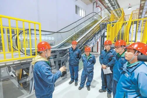 1个综合实训基地,8个专业级基地、130个一线实训点 北京地铁全业务链培养人才(图1) 640 (4).jpg