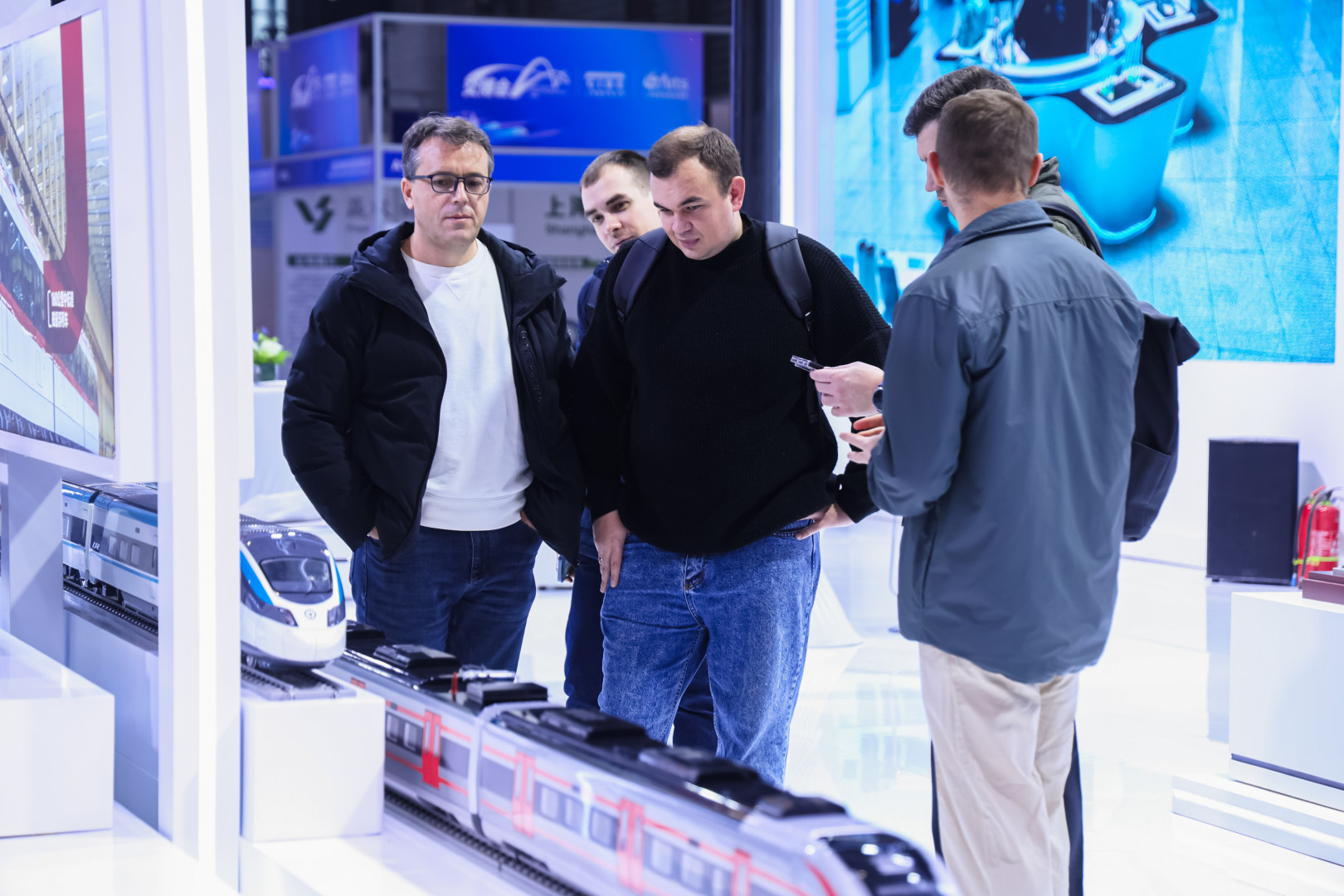 全球同频 轨道向新丨2025 ARTS上海国际轨道交通展盛大开幕(图7)