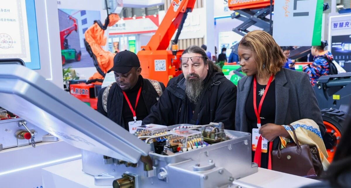 全球同频 轨道向新丨2025 ARTS上海国际轨道交通展盛大开幕(图9)