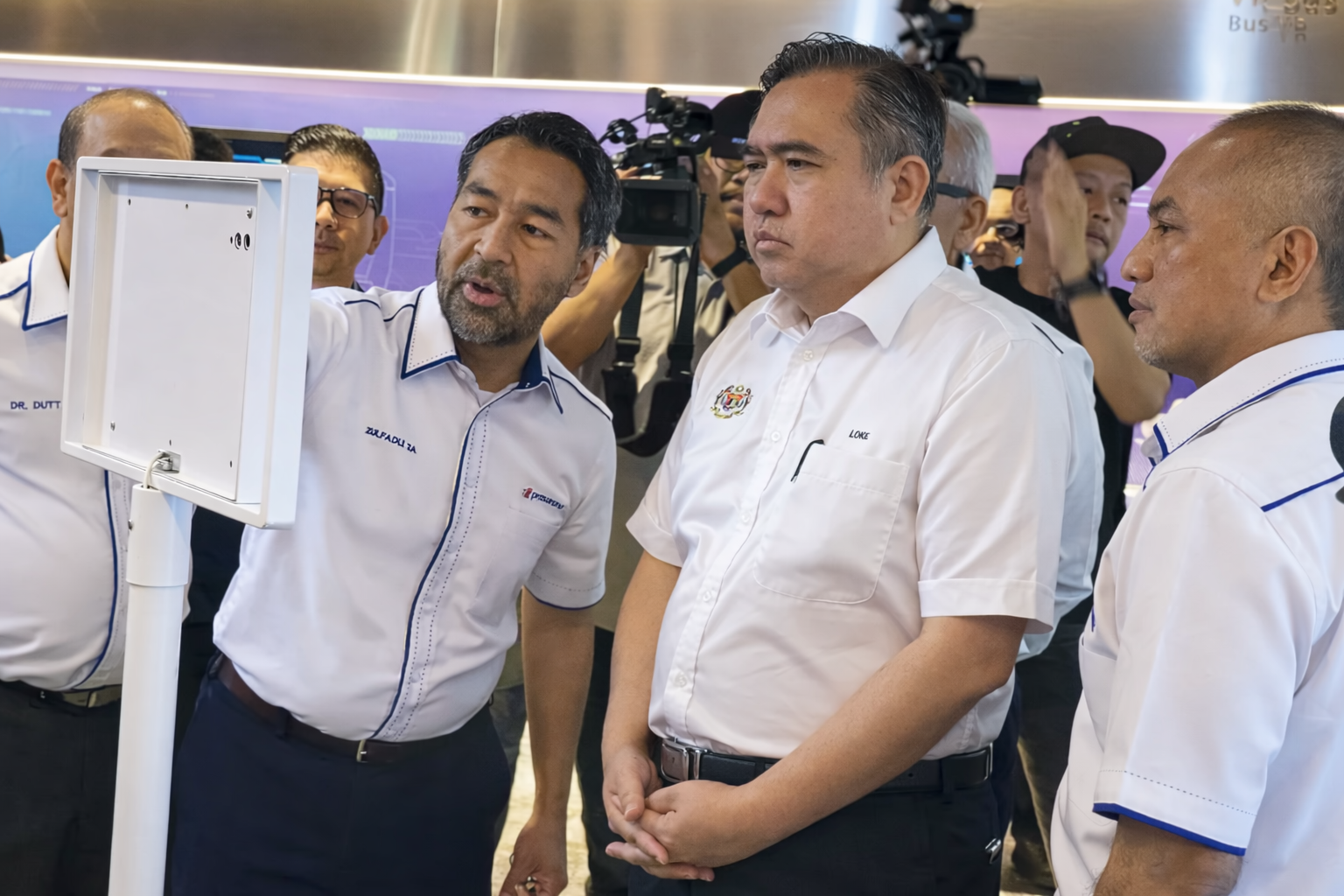 陆兆福.png 陆兆福.png