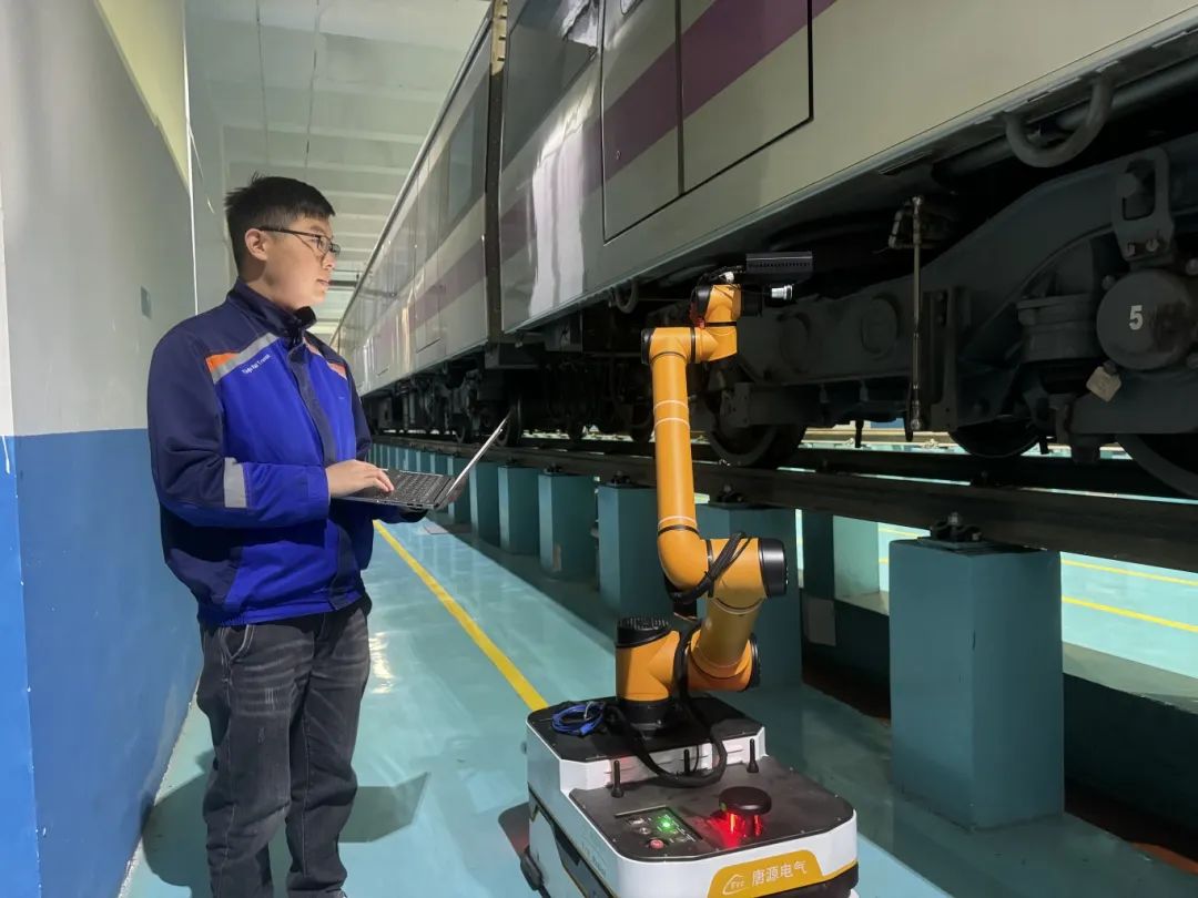 天津地铁车辆智能巡检机器人上线！(图4)