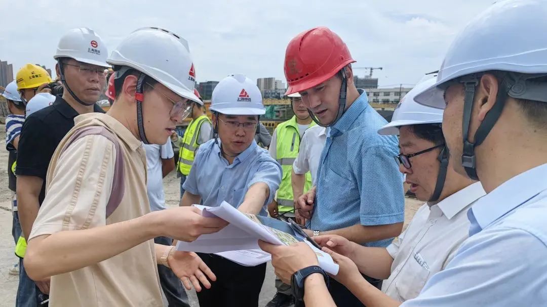 機場聯絡線準備通車運營 畢湘利前往機場聯絡線現場踏勘(圖1)