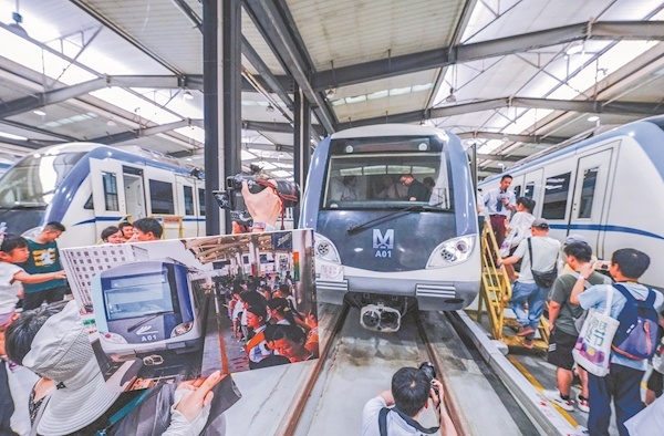 One line 10 kilometers and 10 stations to 12 lines 486 kilometers and 300 stations Wuhan Metro squeezed into the world-class! (Figure 1)